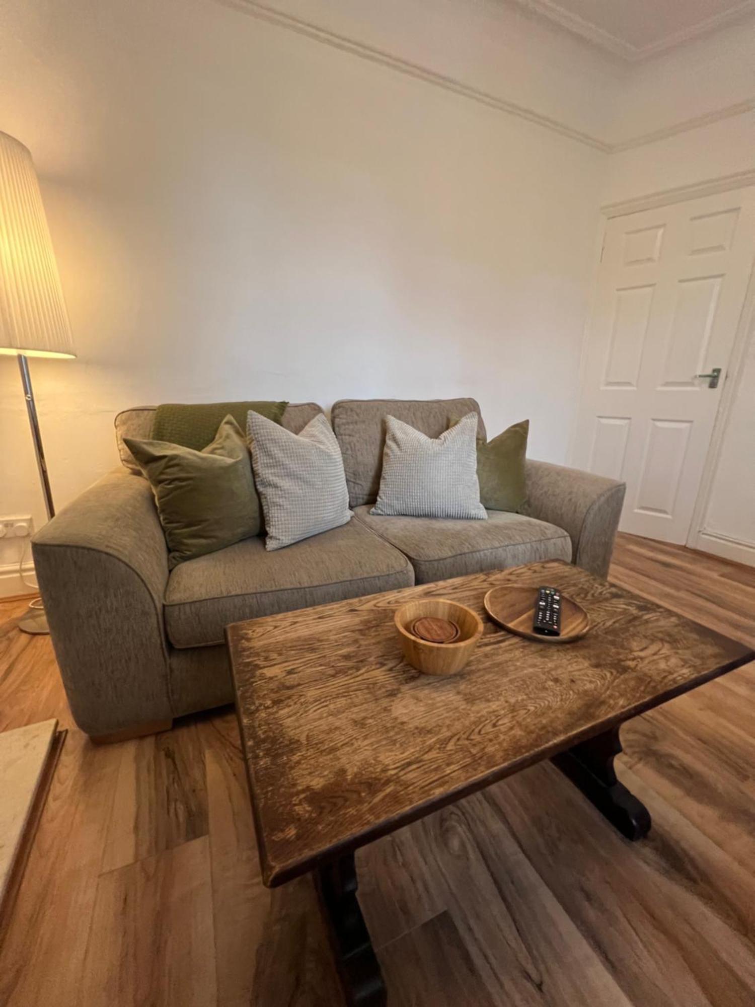 2025 Award Winner Liverpool Ivy House - 4 Bedrooms Exterior foto